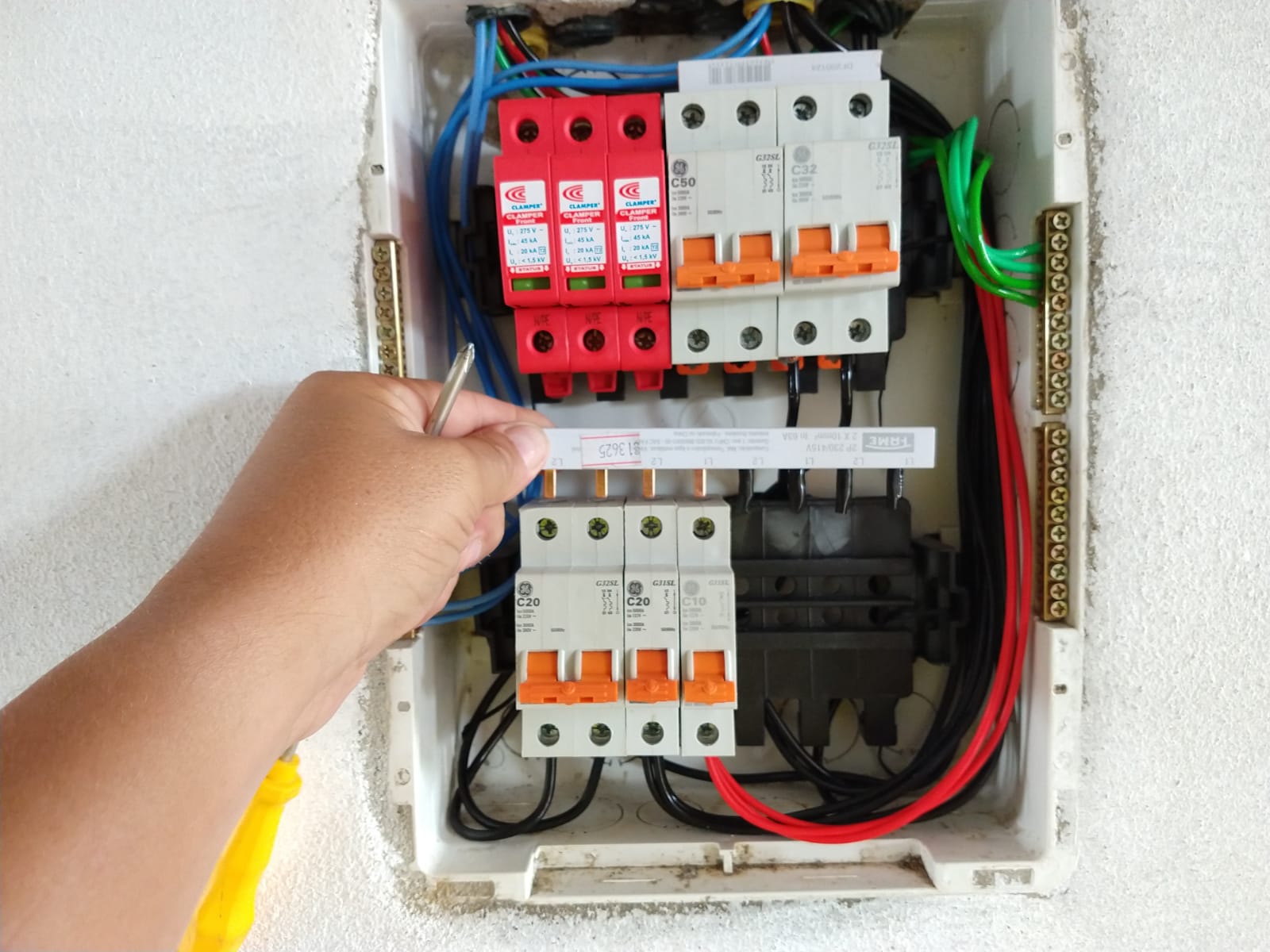 Atividade prática com componentes